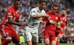 欧冠历史上，相遇次数最多的两队是皇马拜仁，28次——那么世界杯历史上，哪两个球队相遇最多