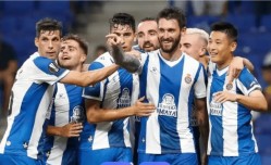 西甲焦点战：西班牙人迎战巴伦西亚，主场优势对决客场虫