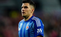 喜讯！浙江队敲定欧冠级别中场神将，19场6球3助攻，中超争冠或变天